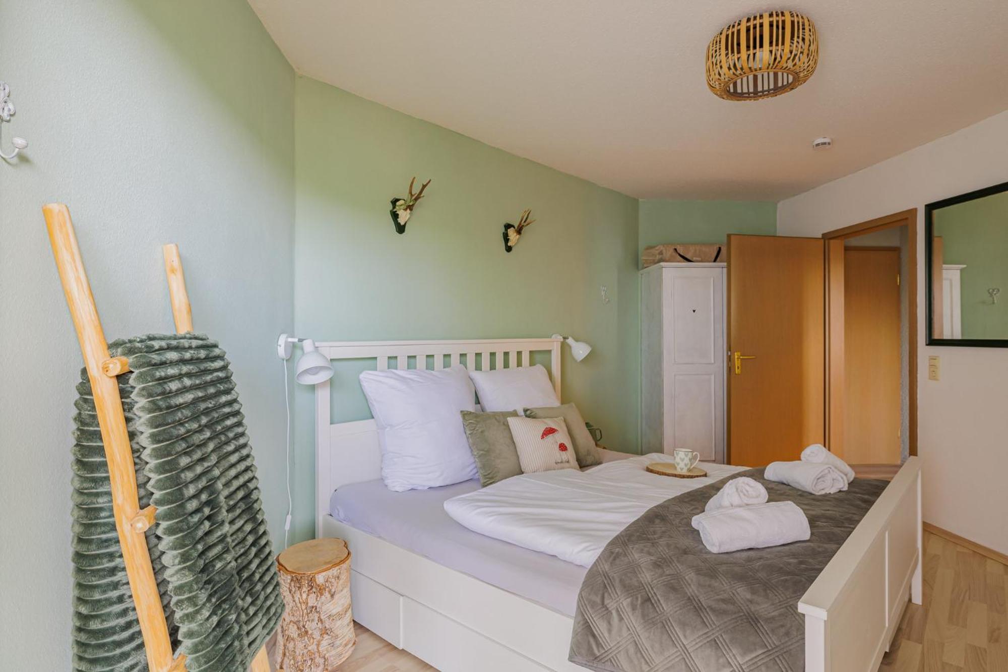 Herzgruen Direkt An Traumhaften Wanderwegen Balkon Mit Toller Aussicht Sauna Im Haus Tiefgarage E-Ladestation Todtnauberg Exteriér fotografie